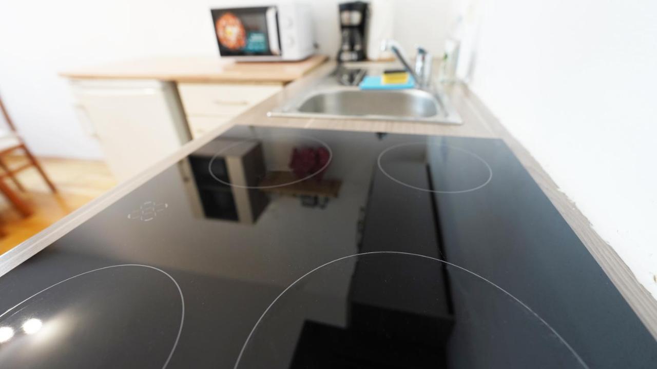 Cozynite Premium Apartment Hernals 1 เวียนนา ภายนอก รูปภาพ